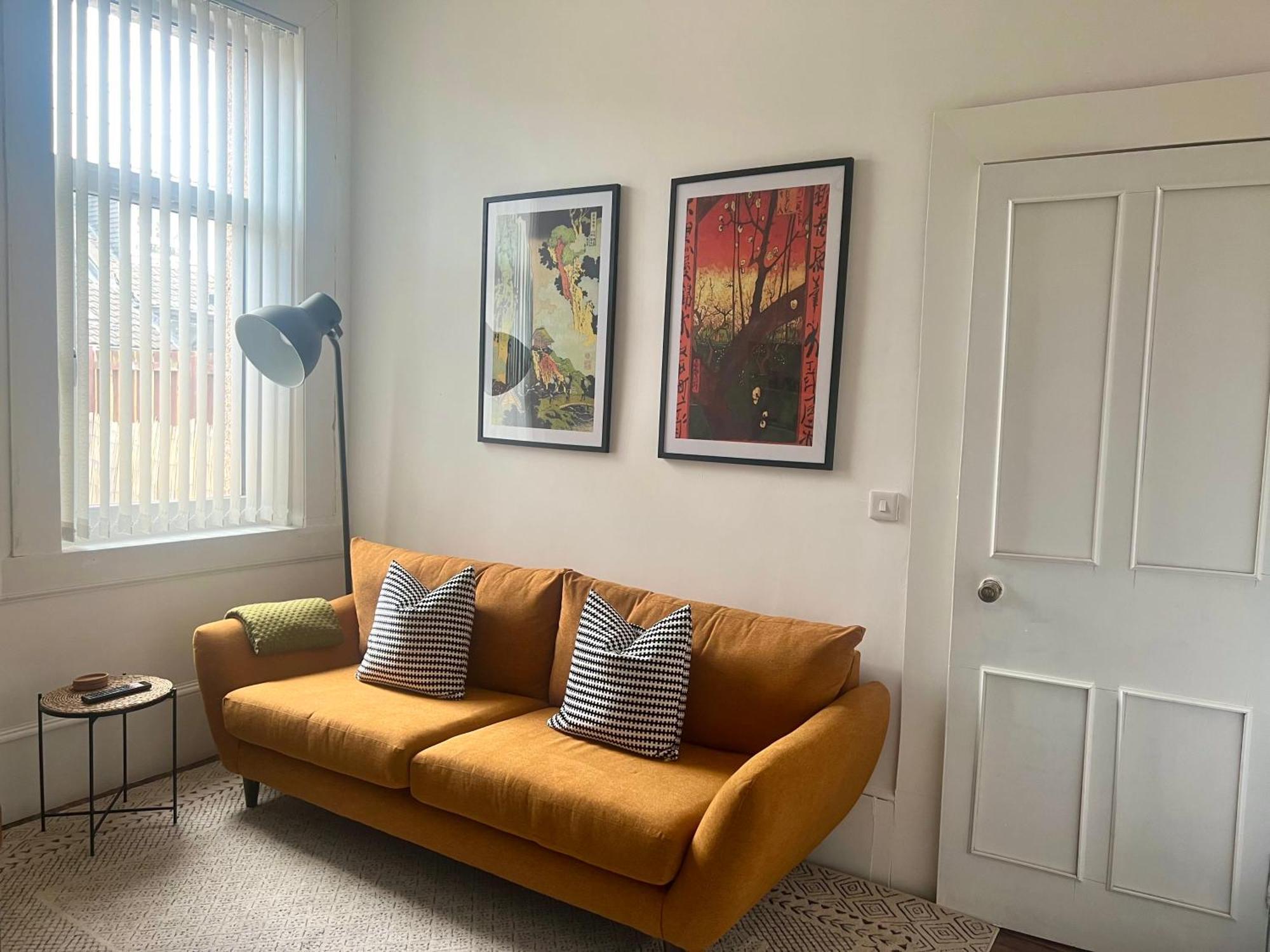 Spacious 3 Bedroom Home In Glasgow - Free Parking מראה חיצוני תמונה