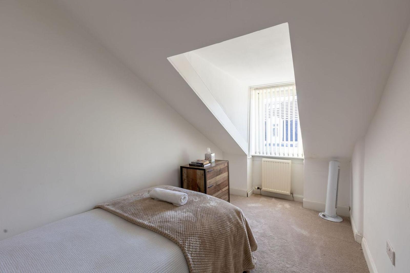 Spacious 3 Bedroom Home In Glasgow - Free Parking מראה חיצוני תמונה